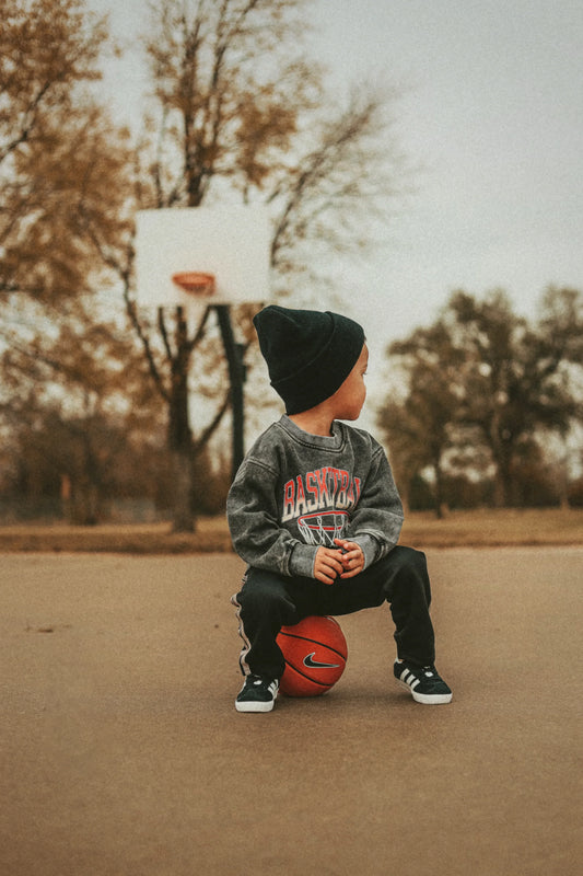 *NEW* Vintage Basketball Crewneck